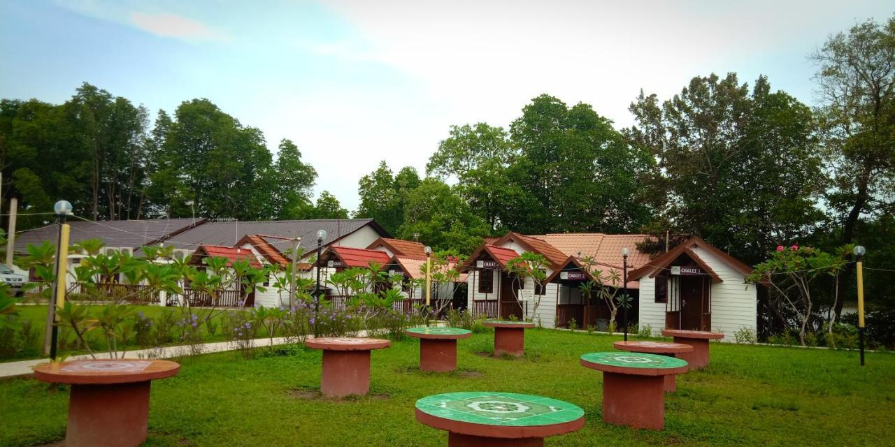 Noor Arfa River Chalet Kuala Terengganu Bagian luar foto